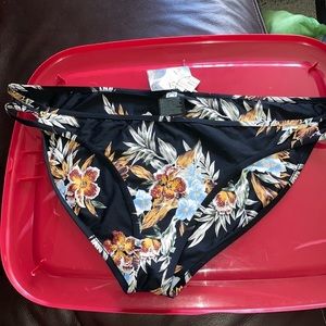 Volcom plus size 24w bikini bottoms
